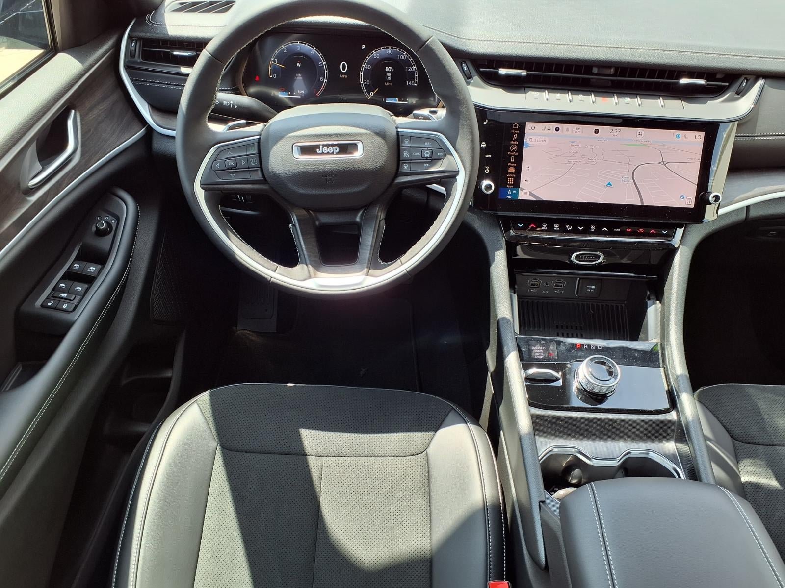 New 2026 Jeep Grand Cherokee L 4WD image 2