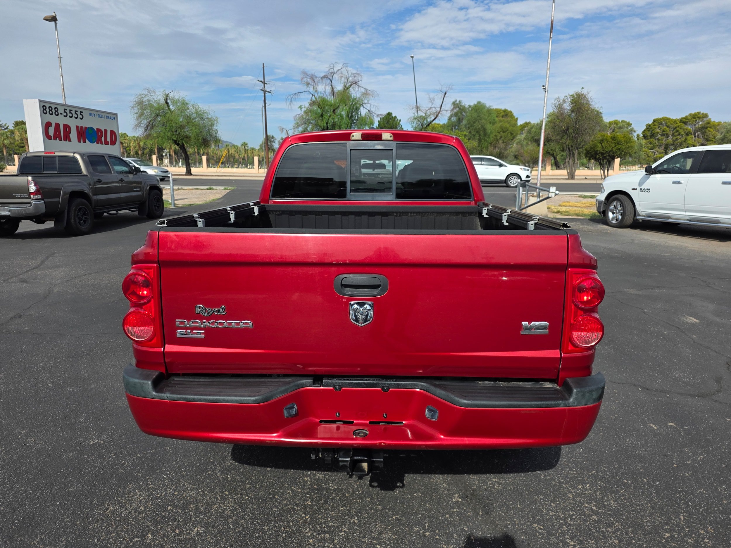 Used 2007 Dodge Dakota SLT w/ Trailer Tow Group RWD image 4