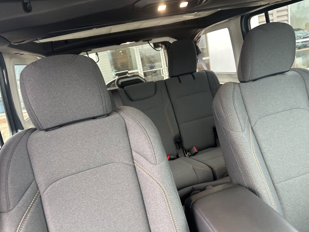 Used 2025 Jeep Wrangler Sport S image 62