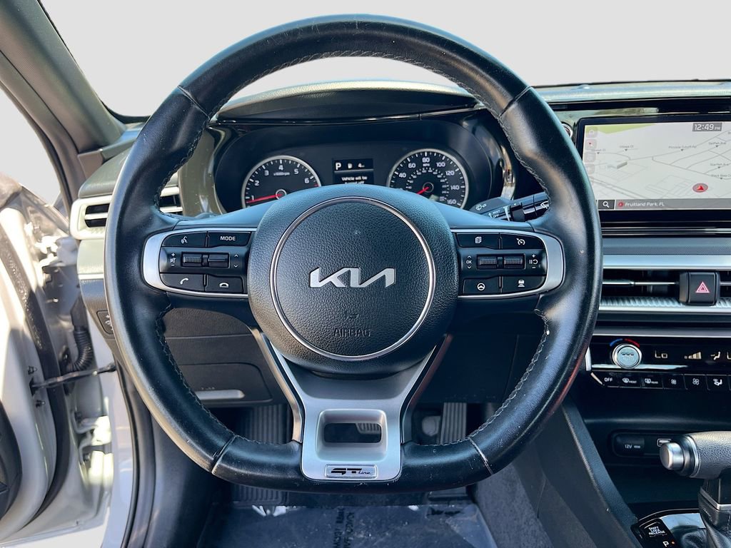 Used 2023 Kia K5 GT-Line image 11