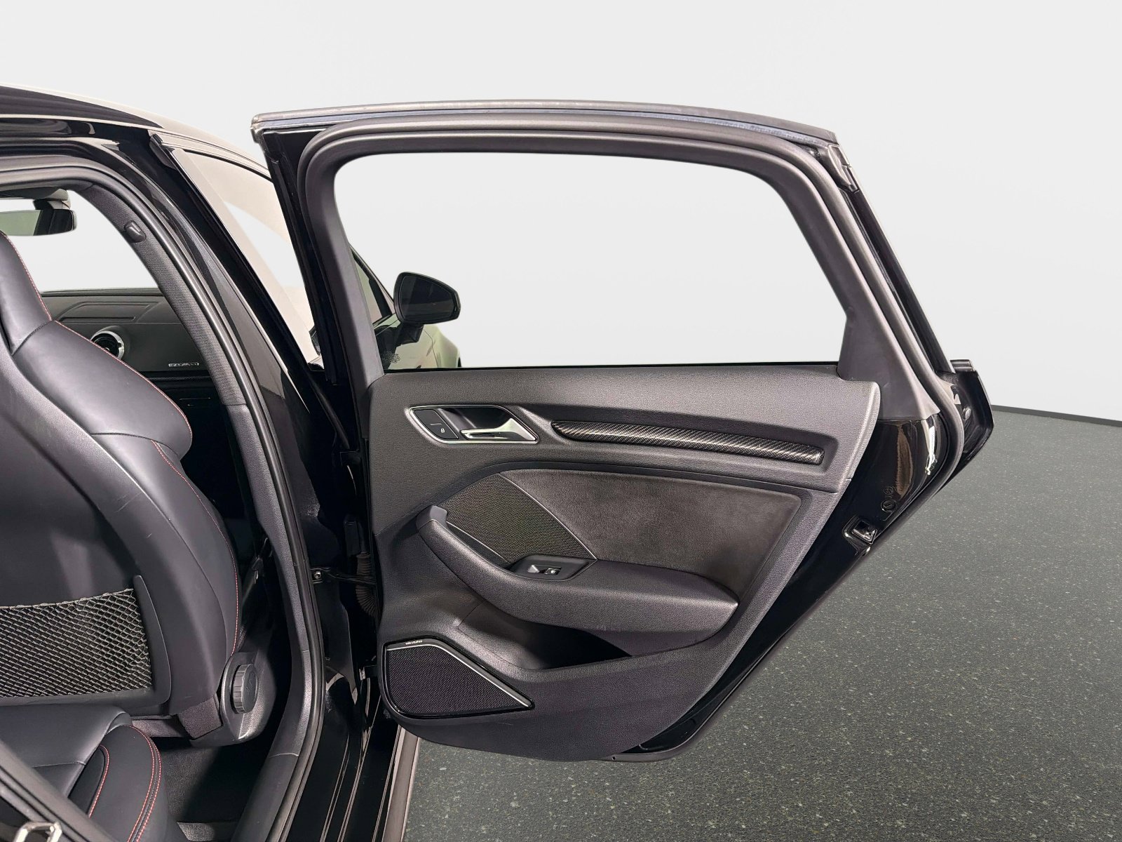 Used 2018 Audi RS 3 image 27