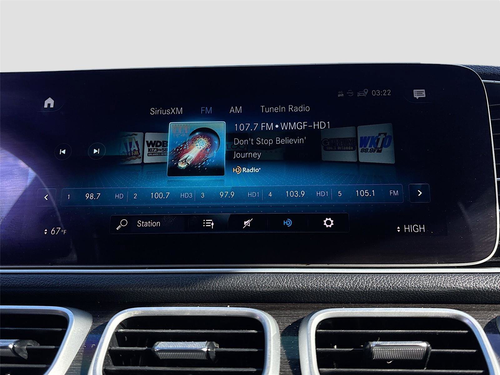 Used 2020 Mercedes-Benz GLE 350 GLE 350 w/ Premium Package image 16