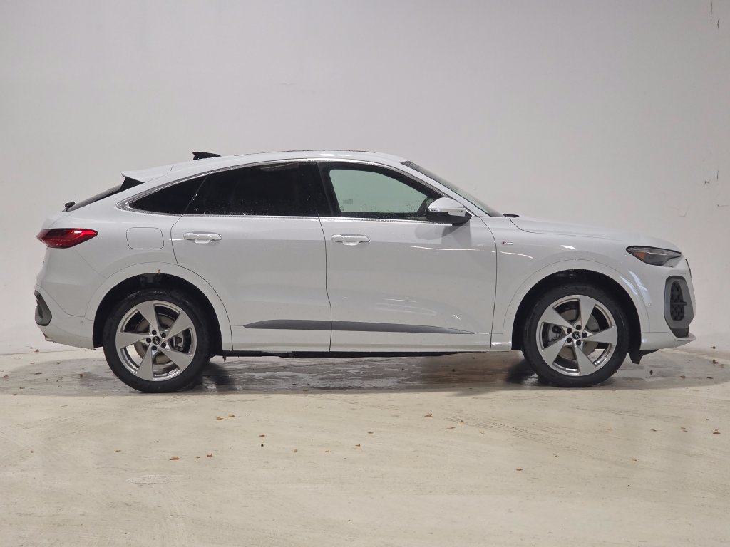 New 2026 Audi Q5 Prestige AWD/4WD image 4