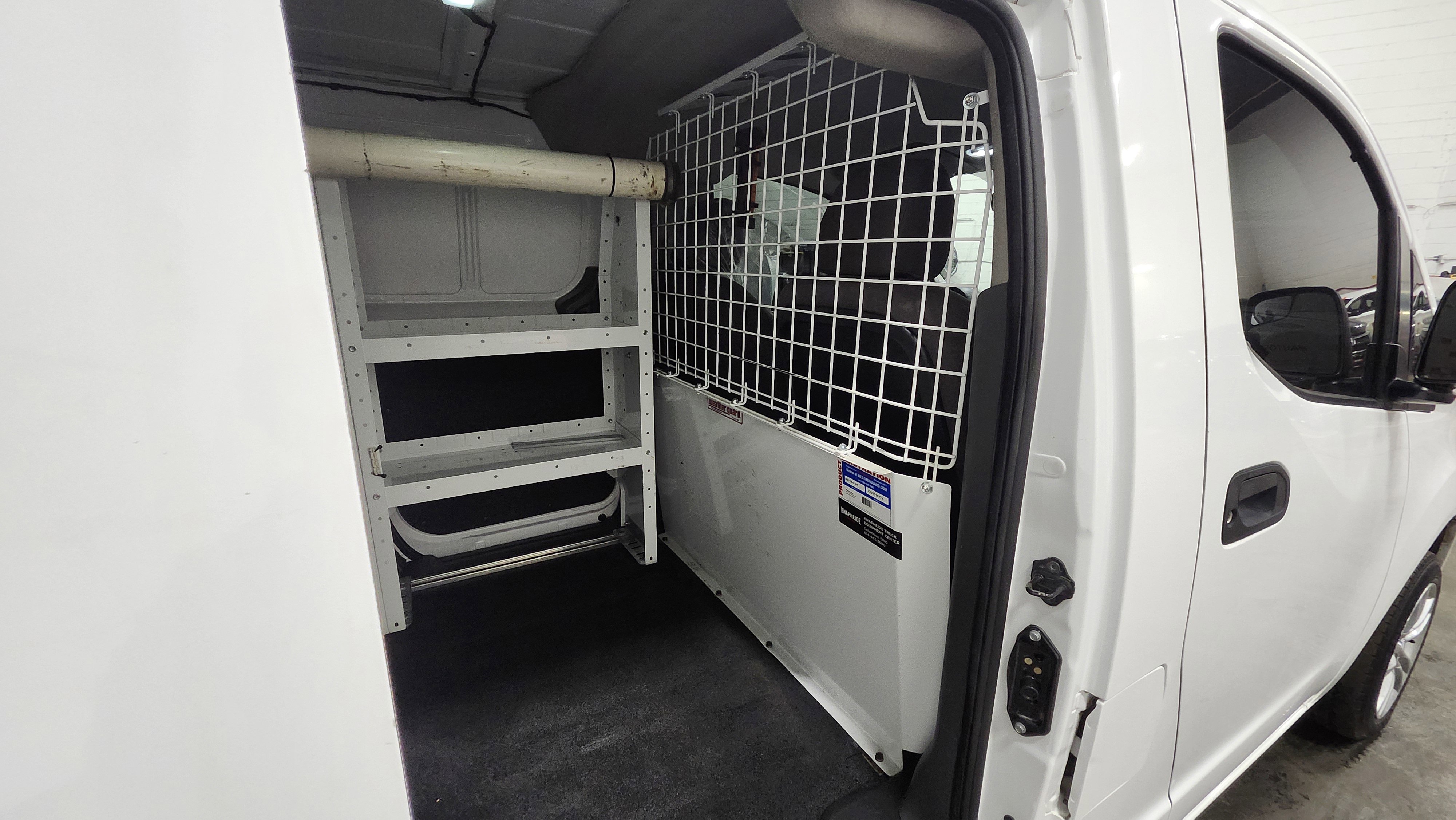 Used 2021 Nissan NV200 S w/ Back Door Glass Package image 19