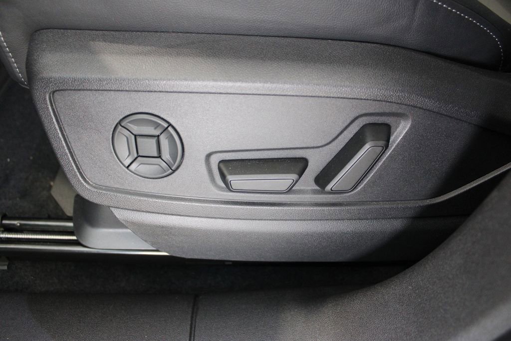 New 2025 Audi Q5 Premium Plus AWD/4WD image 26