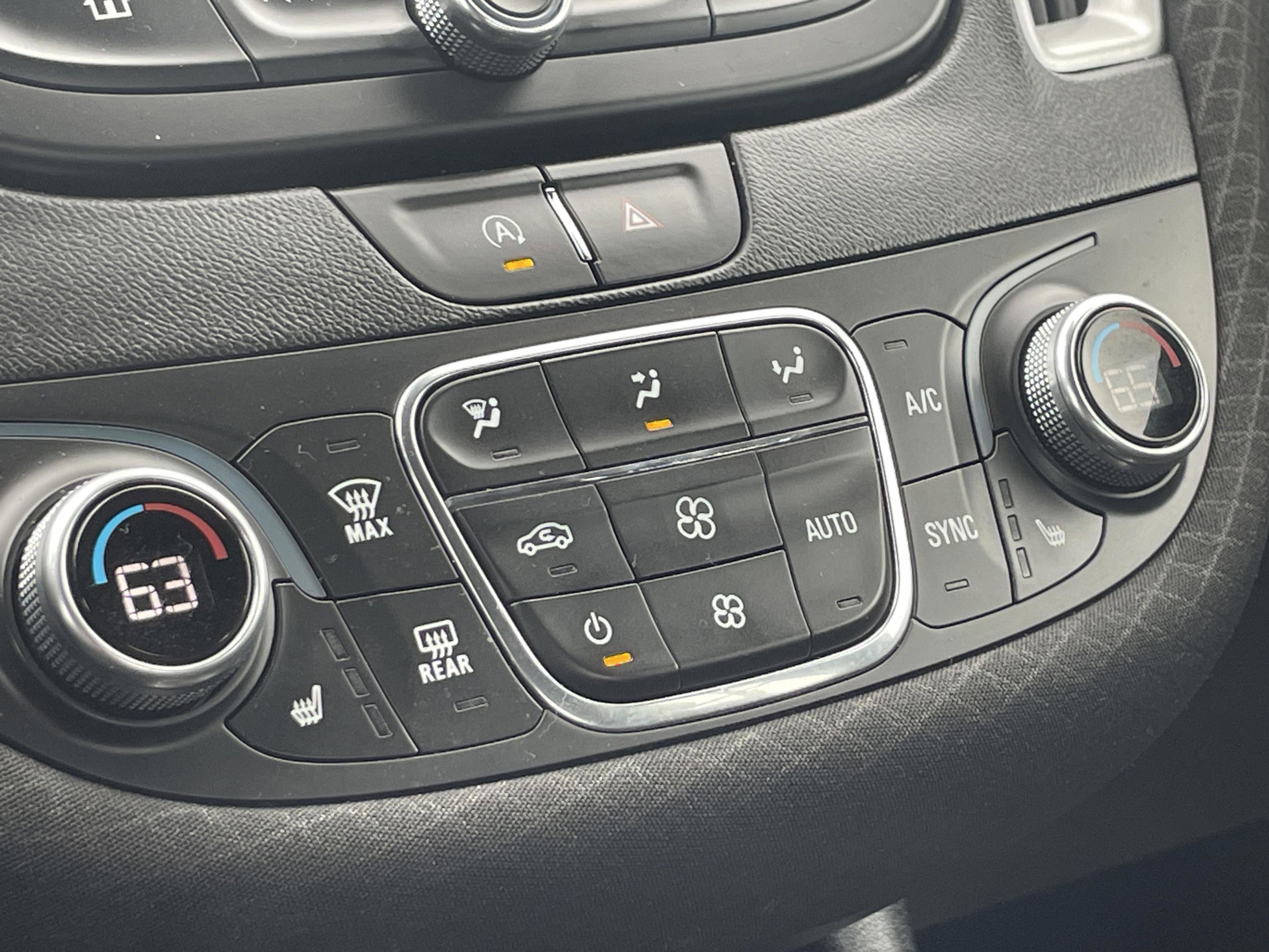 Used 2023 Chevrolet Malibu LT image 20