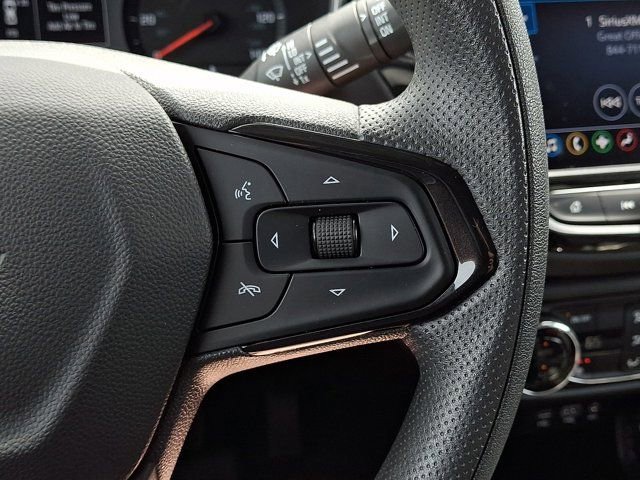Used 2023 Chevrolet TrailBlazer LT w/ Convenience Package FWD image 26