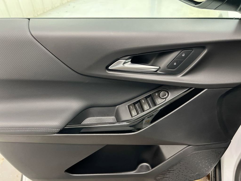 New 2026 Chevrolet Equinox LT image 21