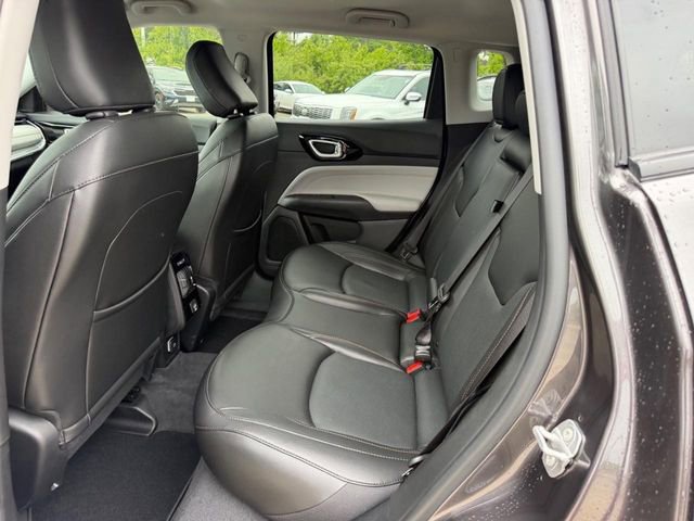Used 2022 Jeep Compass Limited AWD/4WD image 7