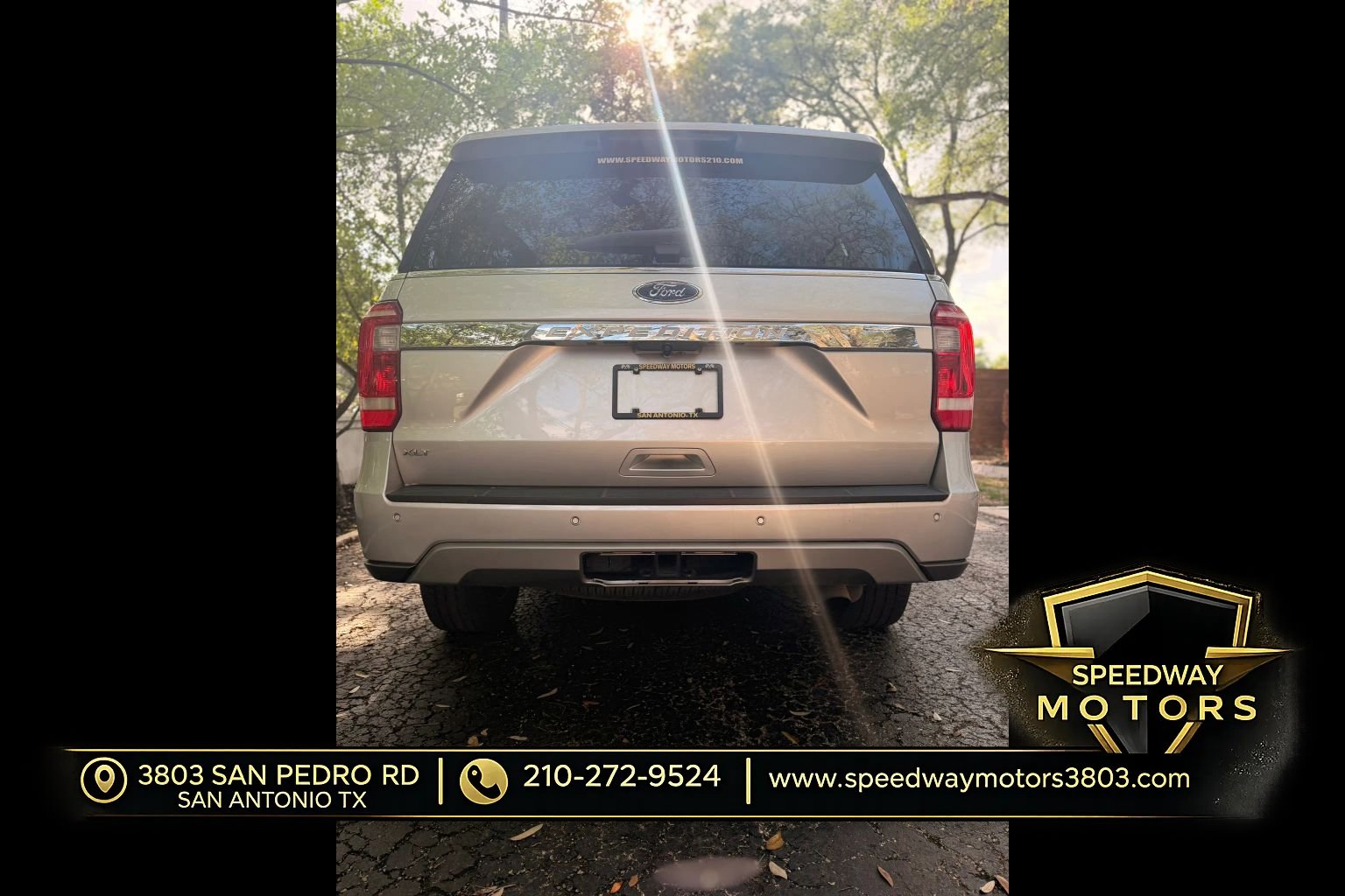 Used 2019 Ford Expedition XLT w/ Equipment Group 202A RWD image 5