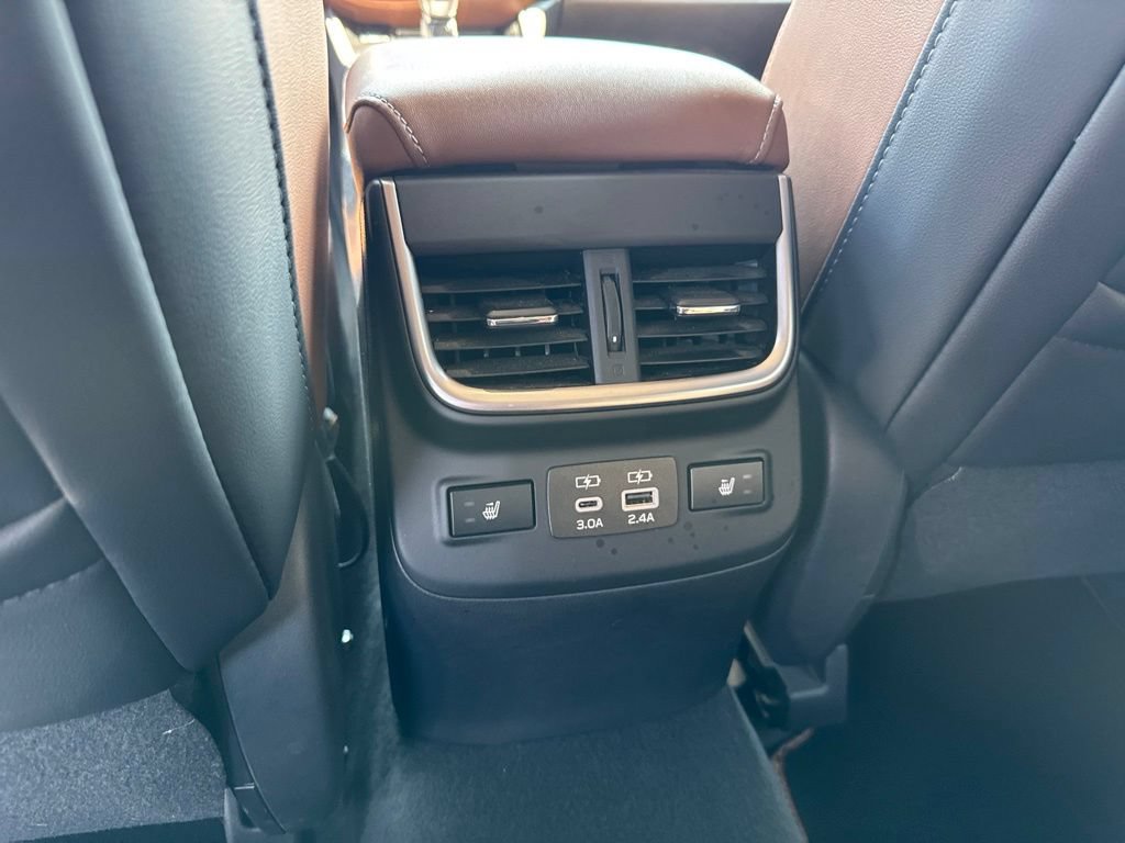 Used 2024 Subaru Outback Touring XT AWD/4WD image 16