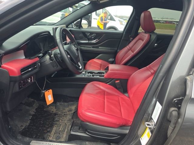 Used 2025 Lincoln Corsair Grand Touring w/ Equipment Group 301A AWD/4WD image 9