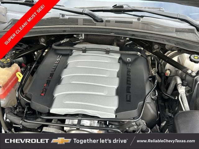 Used 2021 Chevrolet Camaro LT RWD image 31