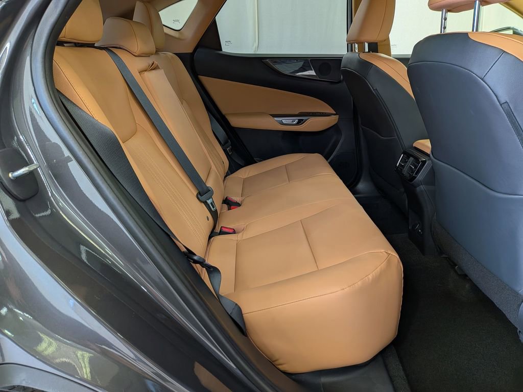 Used 2024 Lexus NX 350 AWD image 33