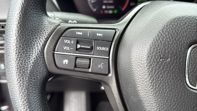 Used 2024 Honda HR-V LX image 12