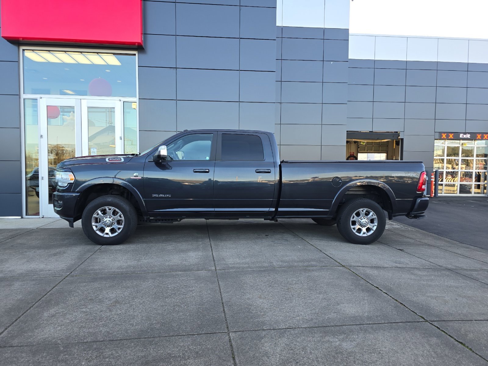Used 2020 RAM 3500 Laramie image 6