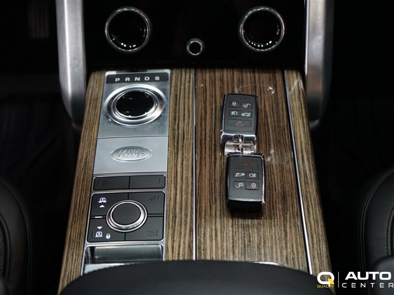 Used 2019 Land Rover Range Rover HSE AWD/4WD image 22