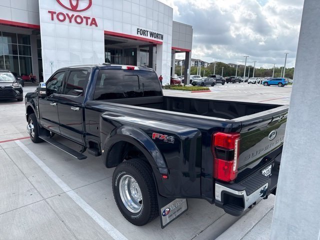 Used 2023 Ford F350 Lariat w/ Lariat Ultimate Package AWD/4WD image 6