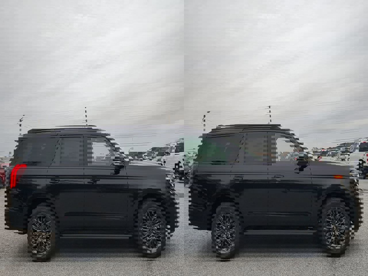New 2026 Ford Expedition Platinum w/ Stealth Appearance Package image 2