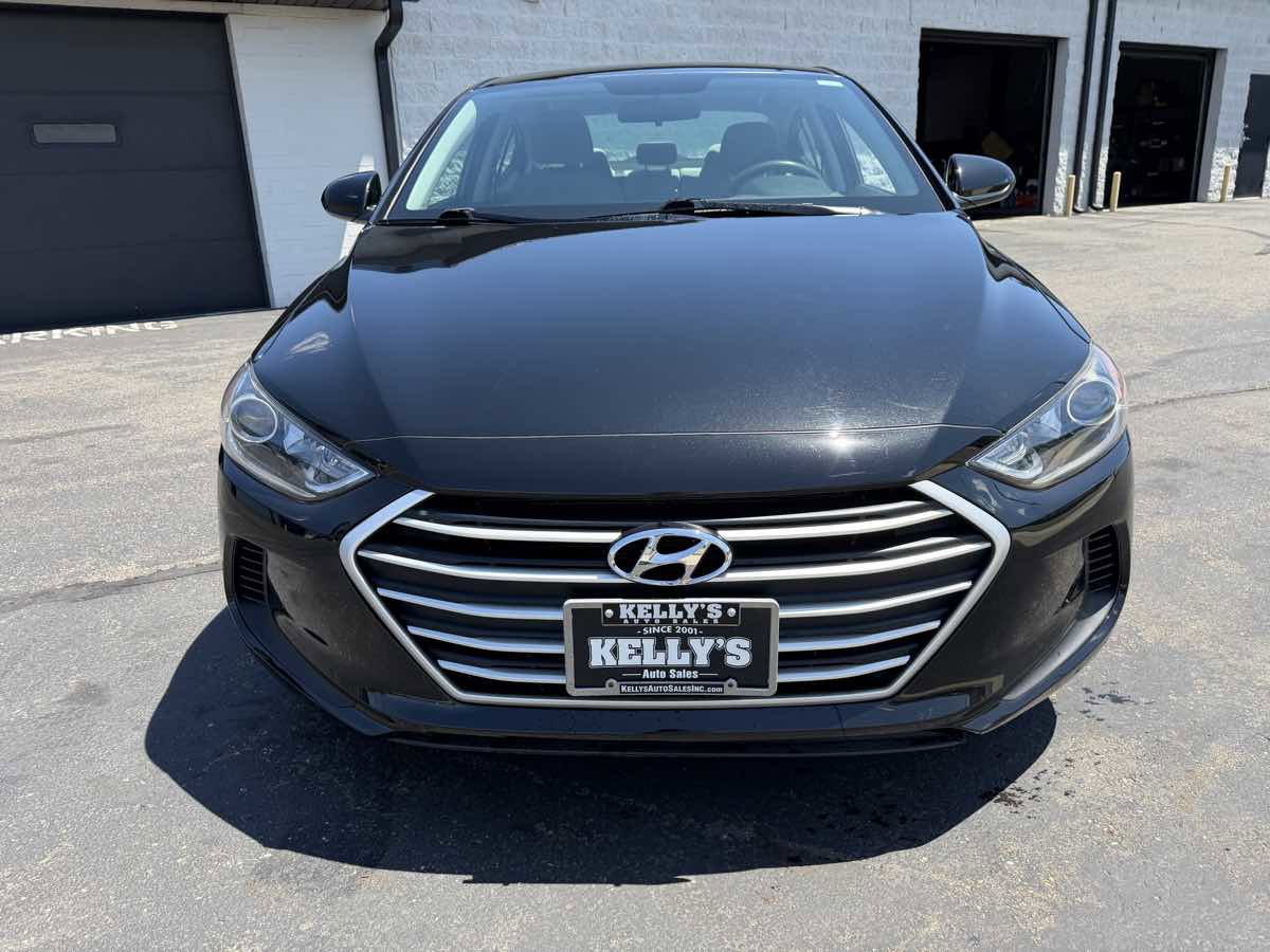 Used 2018 Hyundai Elantra SEL w/ Winter Weather Package FWD image 7