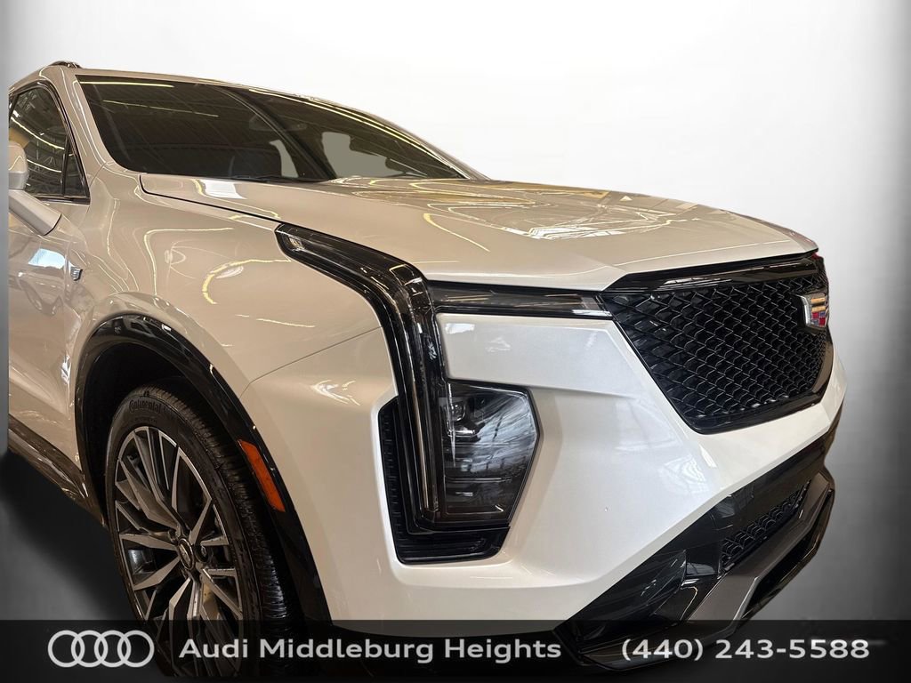Used 2024 Cadillac XT4 Sport w/ Cold Weather Package image 13