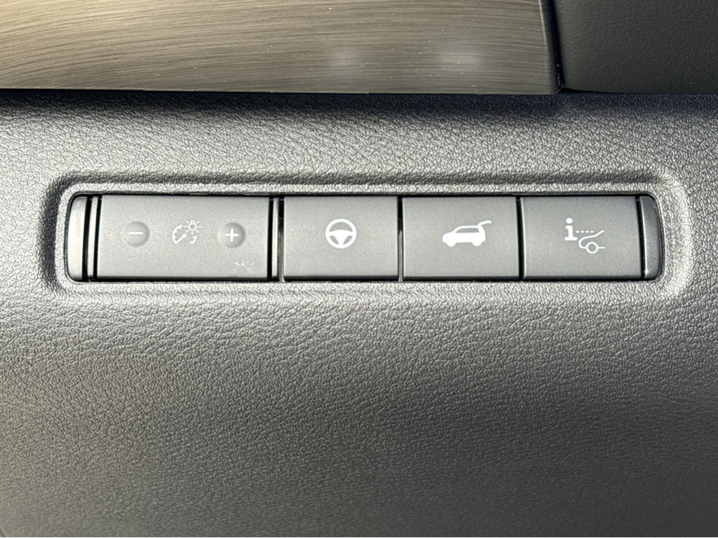 New 2026 Nissan Pathfinder Platinum w/ Cargo Package FWD image 11
