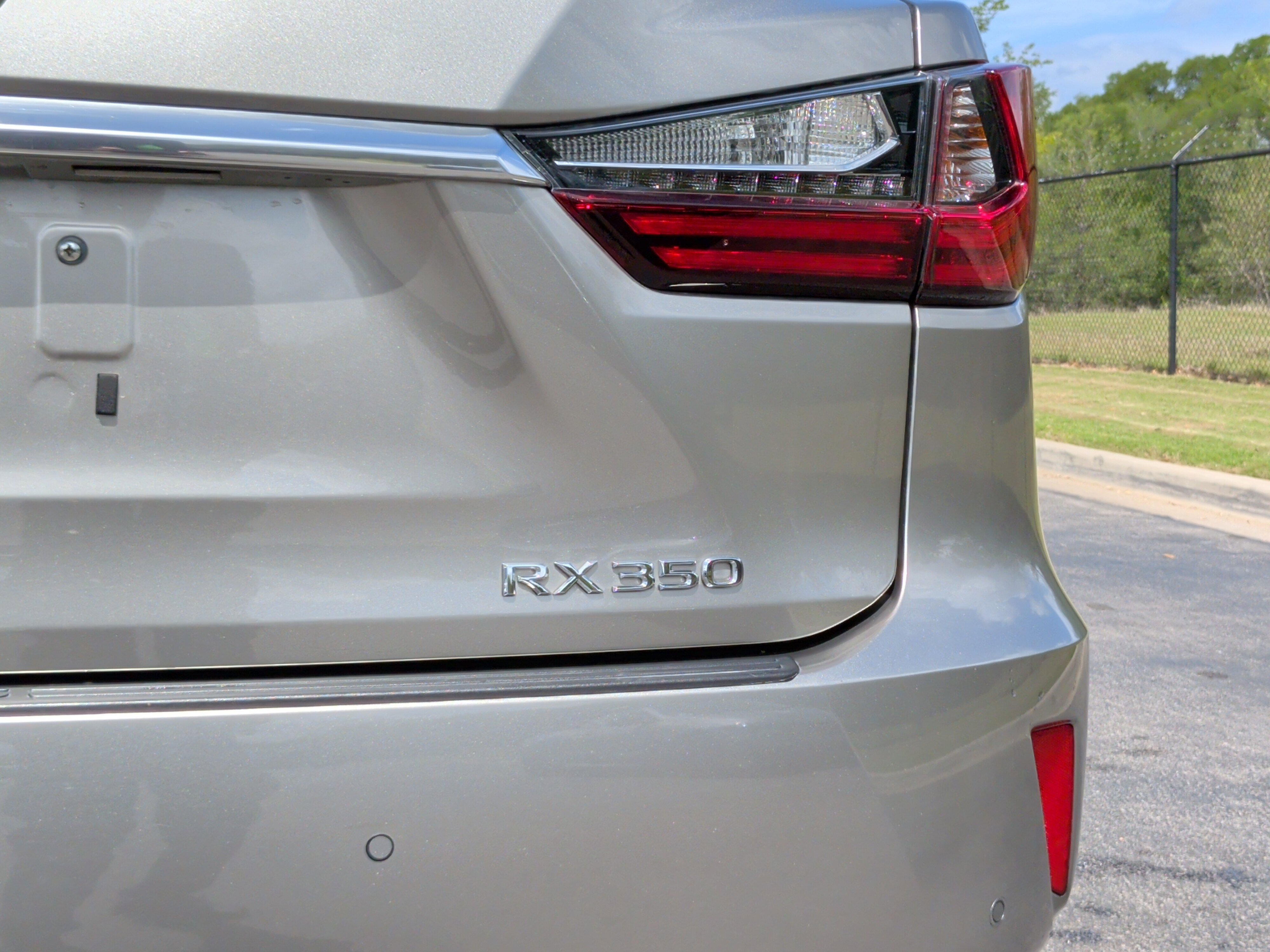 Used 2018 Lexus RX 350 FWD w/ Premium Package image 11