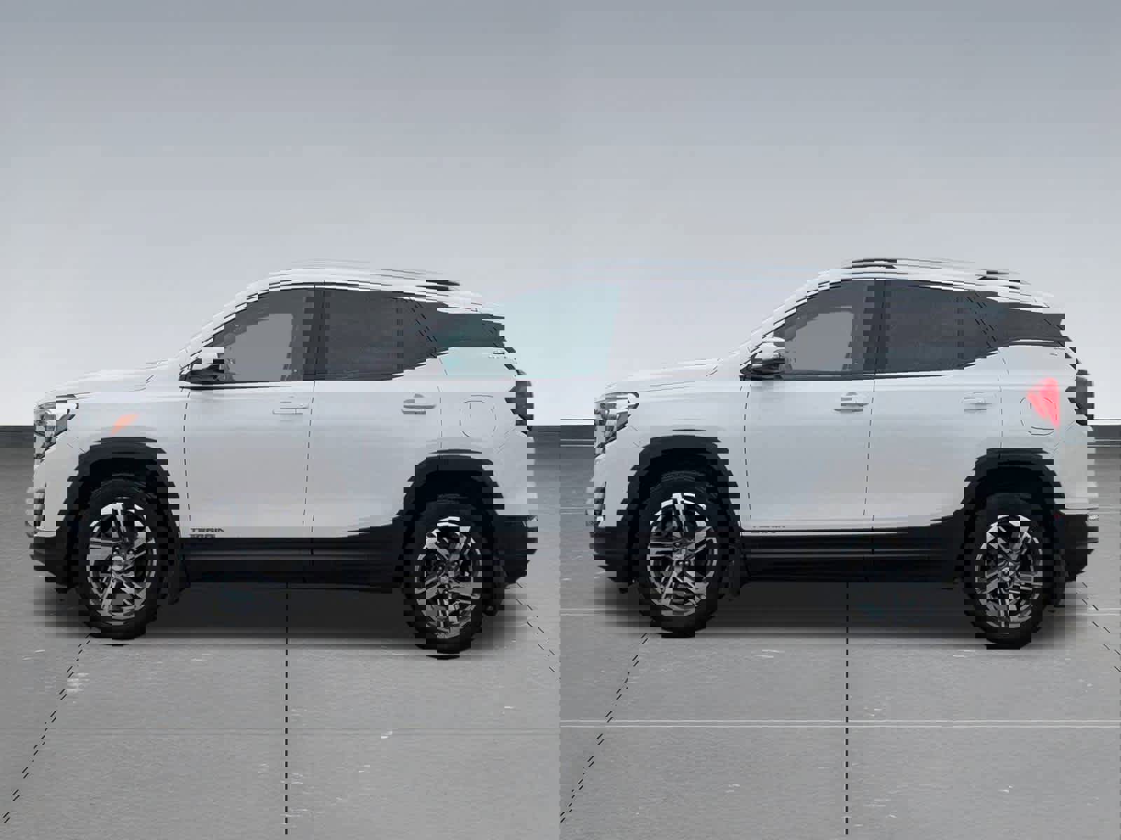 Used 2019 GMC Terrain SLT w/ Preferred Package image 3