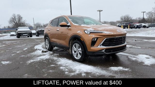 Used 2024 Buick Encore GX Preferred image 3