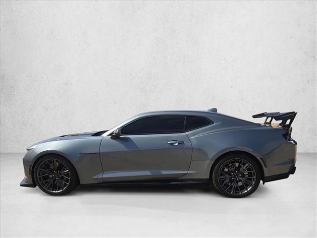 Used 2021 Chevrolet Camaro ZL1 RWD image 8