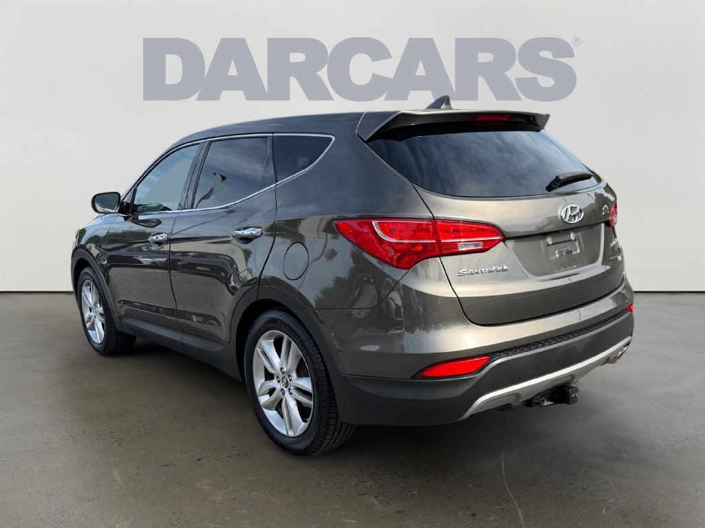 Used 2013 Hyundai Santa Fe Sport 2.0T w/ Technology Pkg FWD image 4