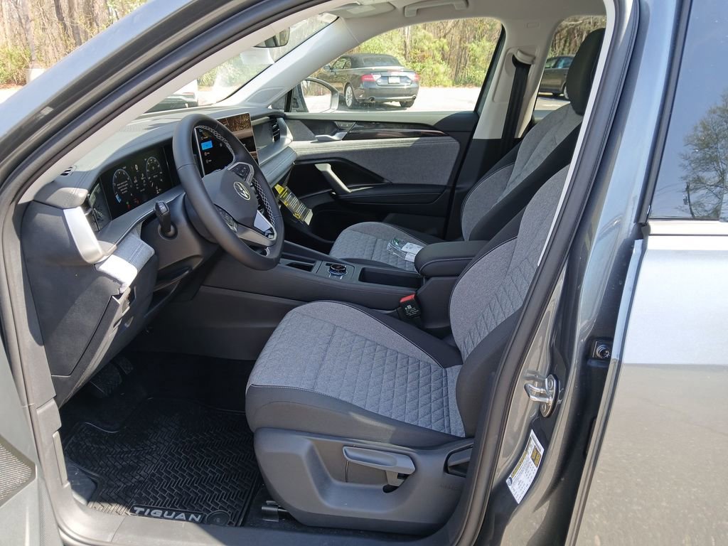 New 2026 Volkswagen Tiguan S image 9