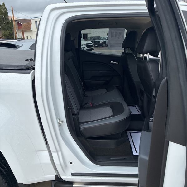 Used 2016 Chevrolet Colorado Z71 image 11