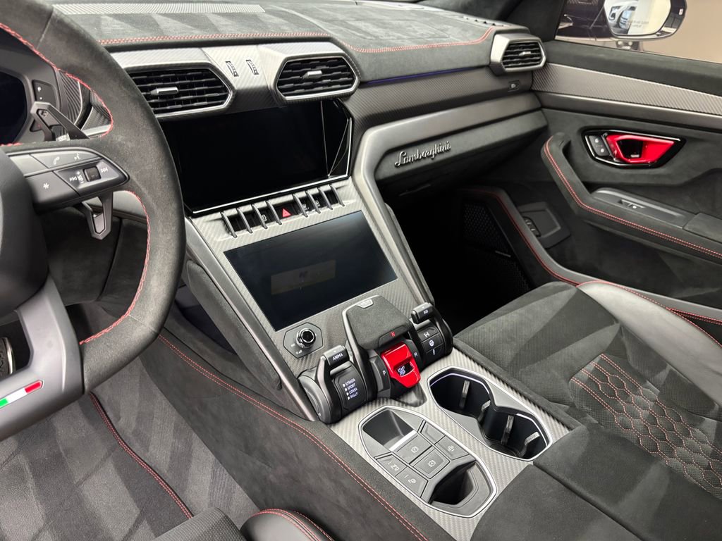 Used 2023 Lamborghini Urus Performante image 77