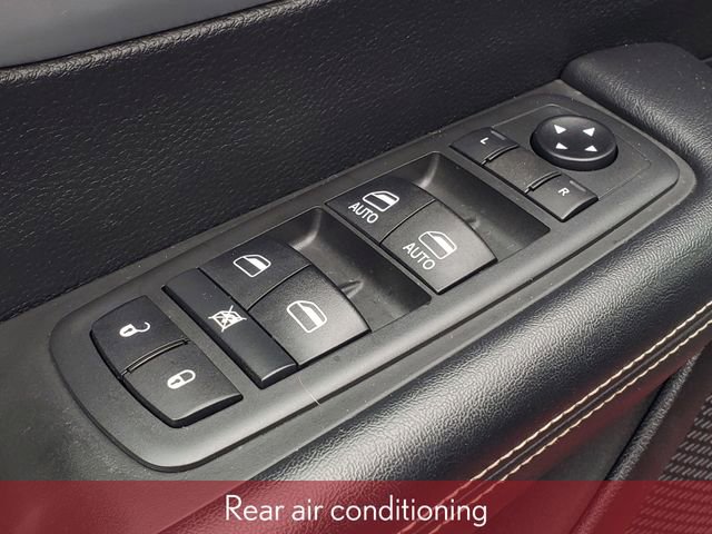 Used 2021 Chrysler Pacifica Touring-L w/ S Appearance Package image 17