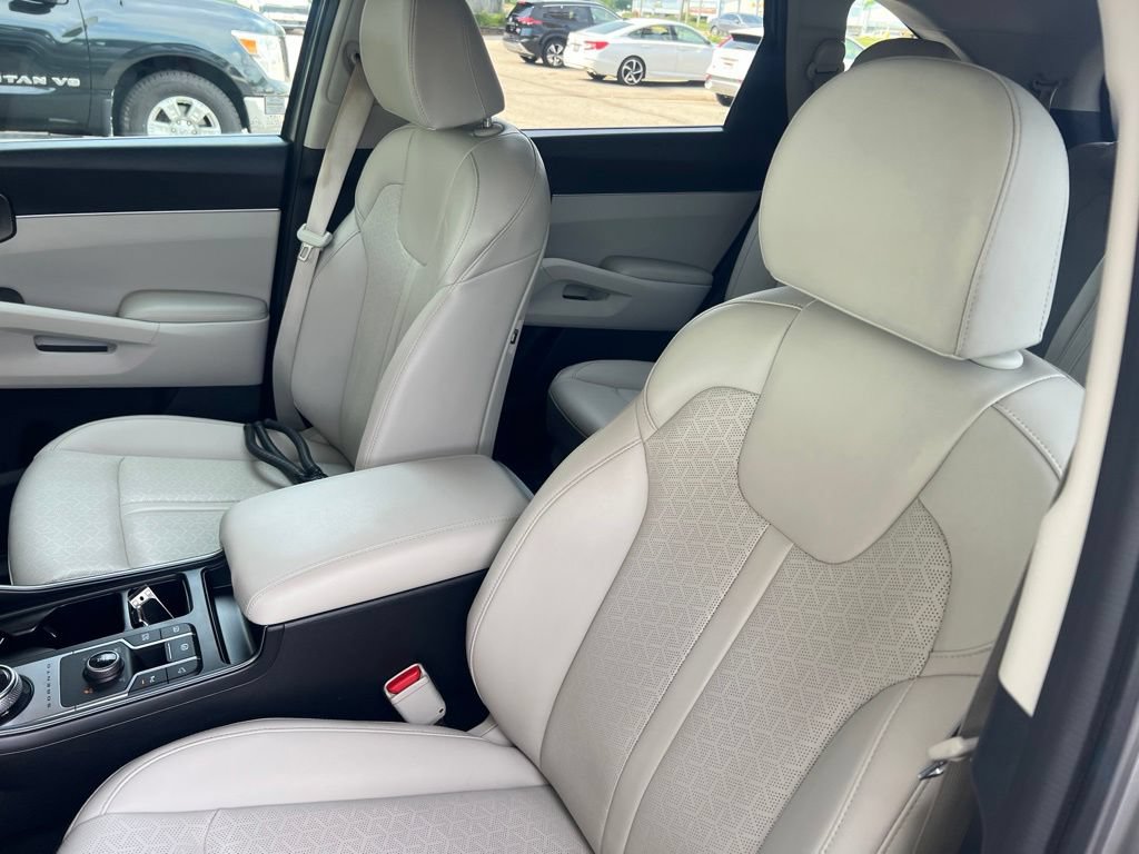 Certified 2024 Kia Sorento EX AWD/4WD image 5