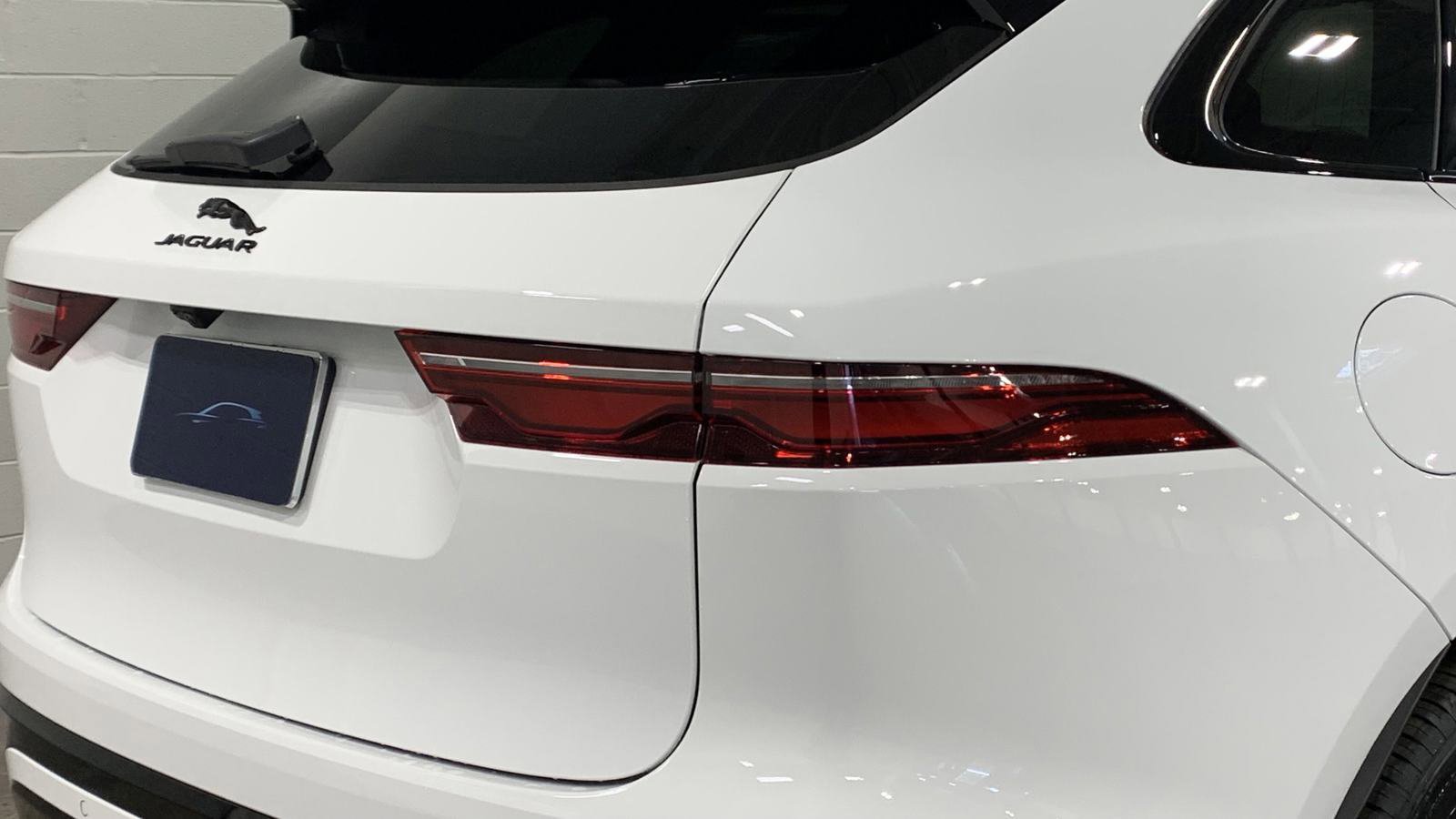 Used 2025 Jaguar F-PACE R-Dynamic S image 18