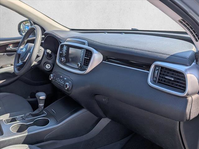 Used 2020 Kia Sorento LX V6 image 20