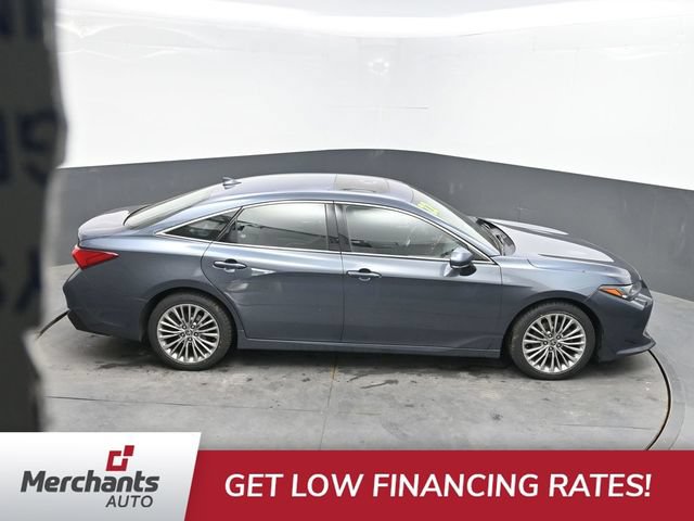 Used 2022 Toyota Avalon Limited w/ Advanced Safety Package FWD image 39