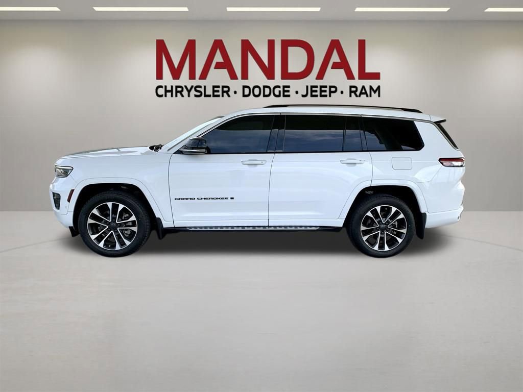Used 2022 Jeep Grand Cherokee L Overland w/ Advanced Protech Group III RWD image 9