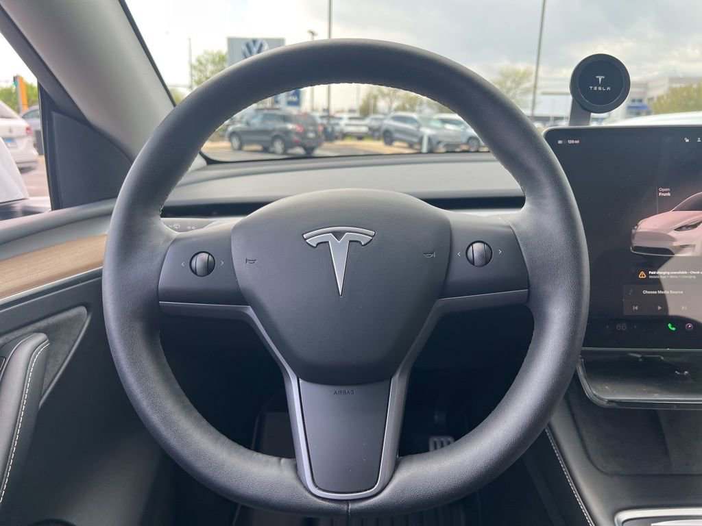 Used 2023 Tesla Model Y Performance AWD/4WD image 27