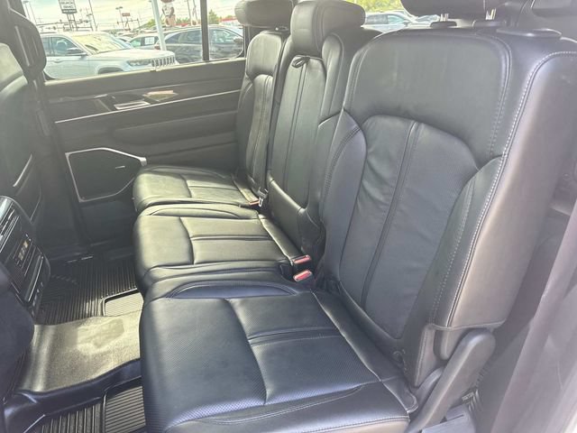 Used 2023 Jeep Wagoneer 4WD w/ Convenience Group I image 16