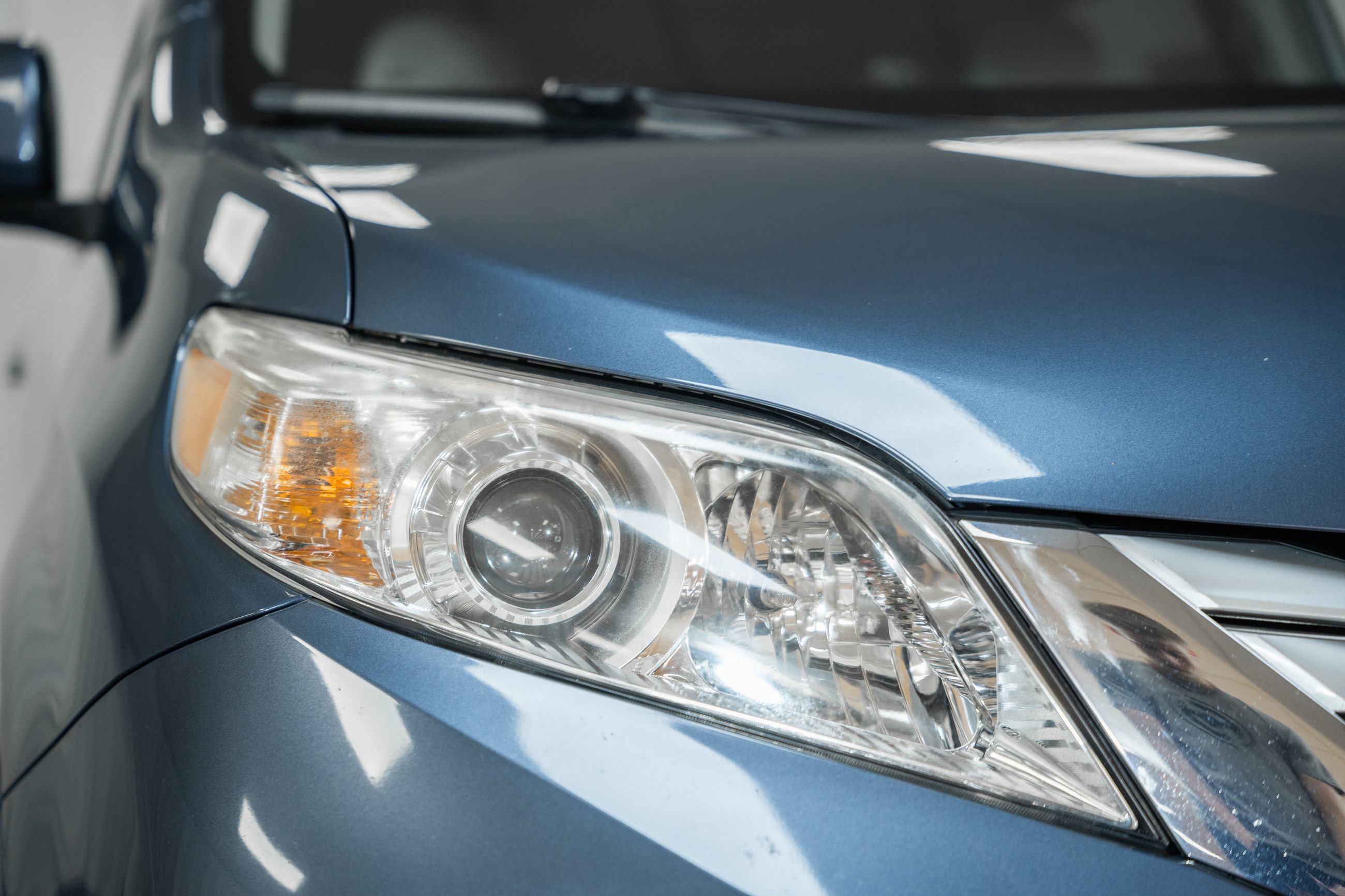 Used 2014 Toyota Sienna Limited image 9