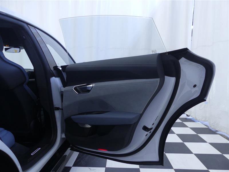 Used 2023 Audi RS e-tron GT w/ Carbon Performance Package AWD/4WD image 29