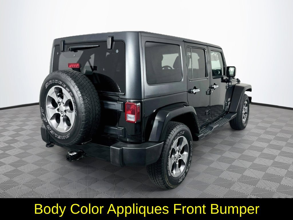Used 2016 Jeep Wrangler Unlimited Sahara w/ Connectivity Group AWD/4WD image 10