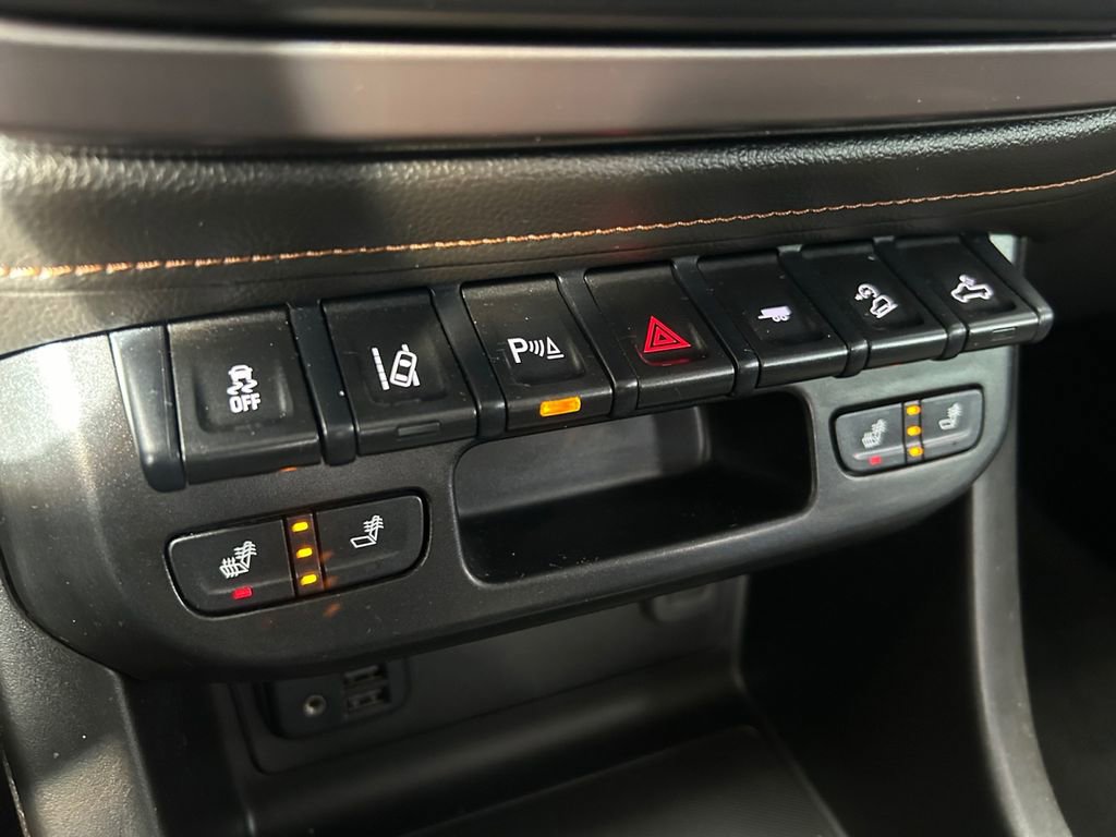 Used 2021 GMC Canyon AT4 w/ Driver Alert Package image 36