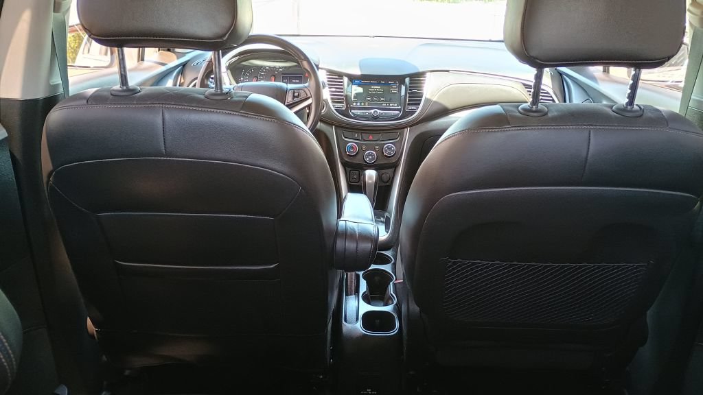 Used 2019 Chevrolet Trax LT w/ LT Convenience Package AWD/4WD image 21