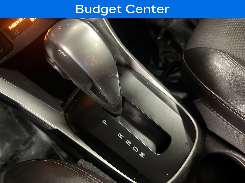 Used 2020 Chevrolet Trax LT w/ Driver Confidence Package AWD/4WD image 24