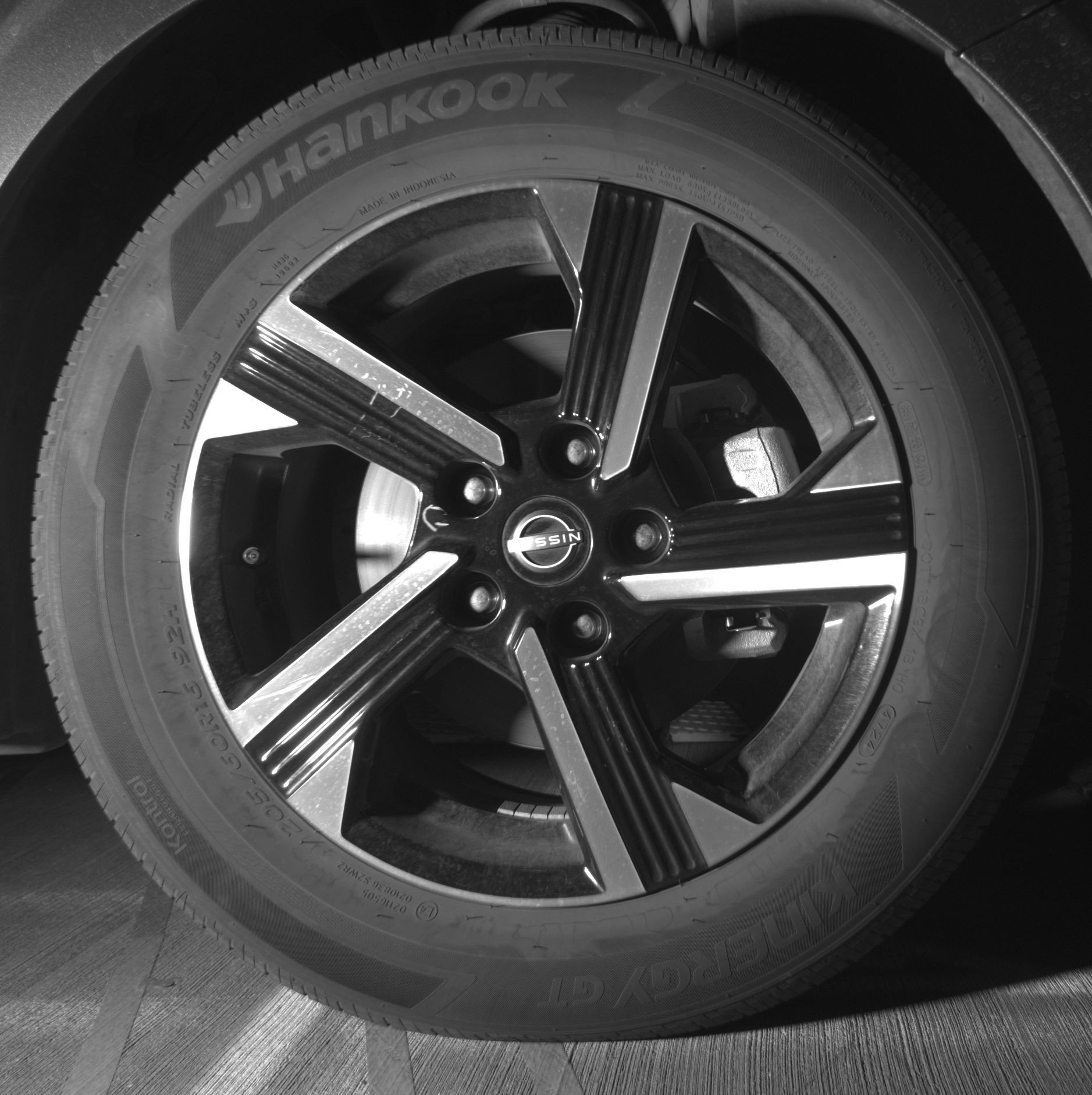 Used 2025 Nissan Sentra SV image 13