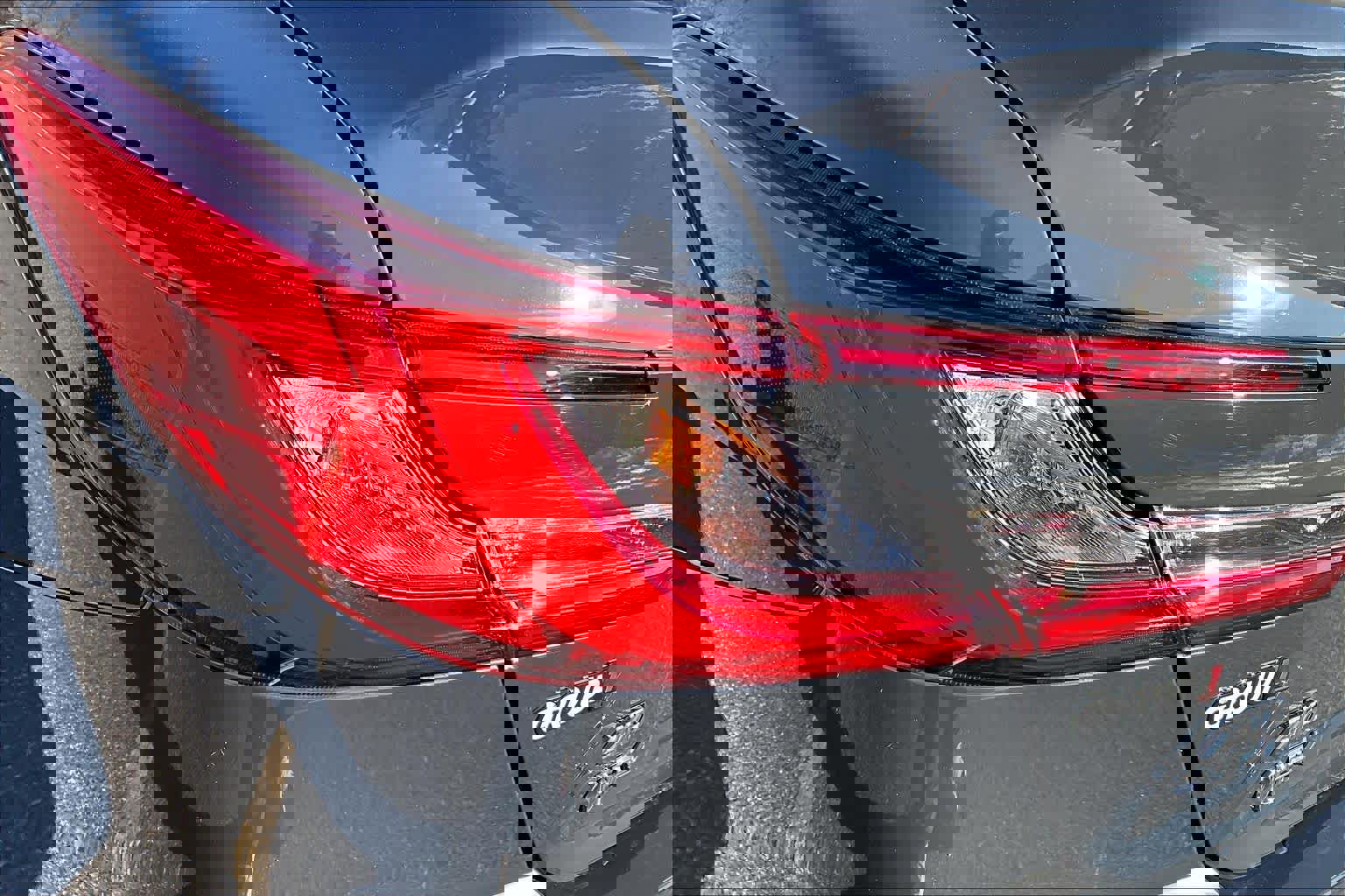 Used 2025 Toyota Camry LE image 28